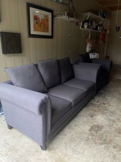 Couch set
