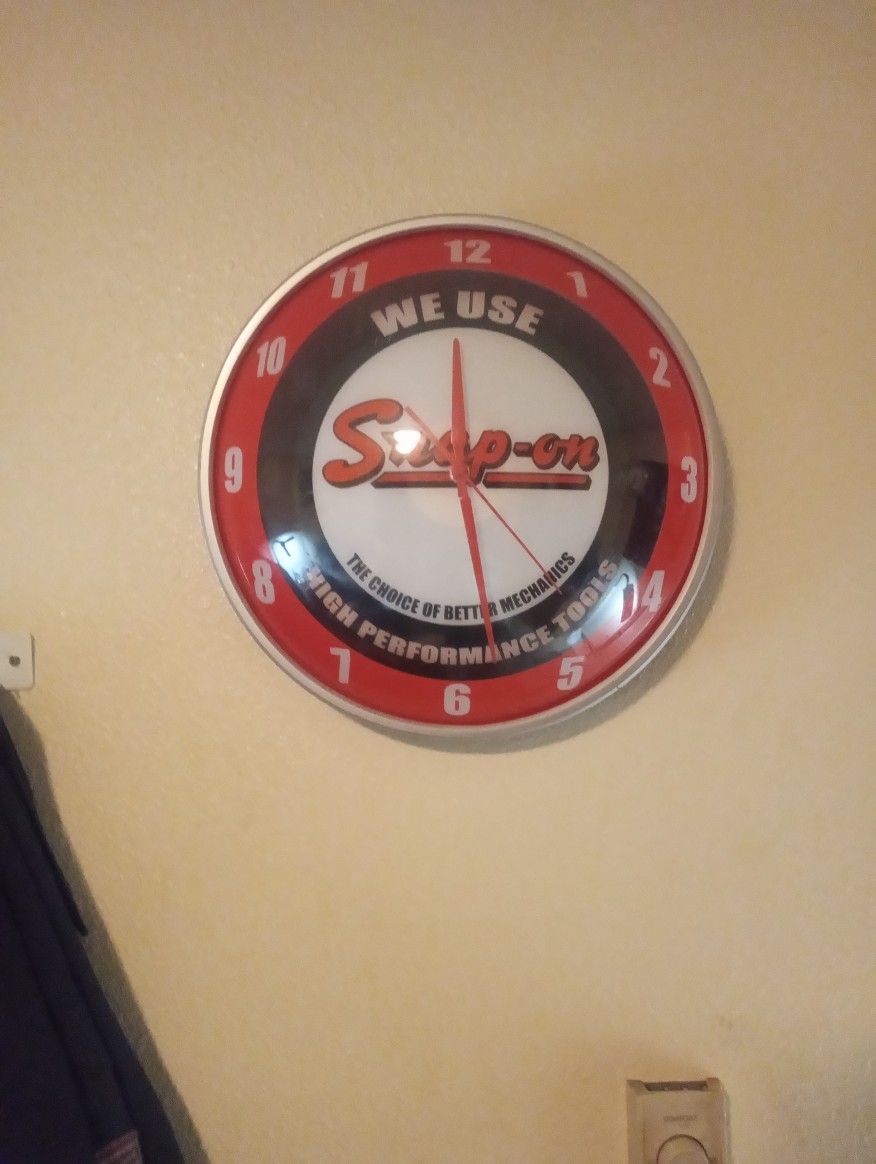 Antique Snap-on Clock