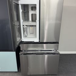 Refrigerator 
