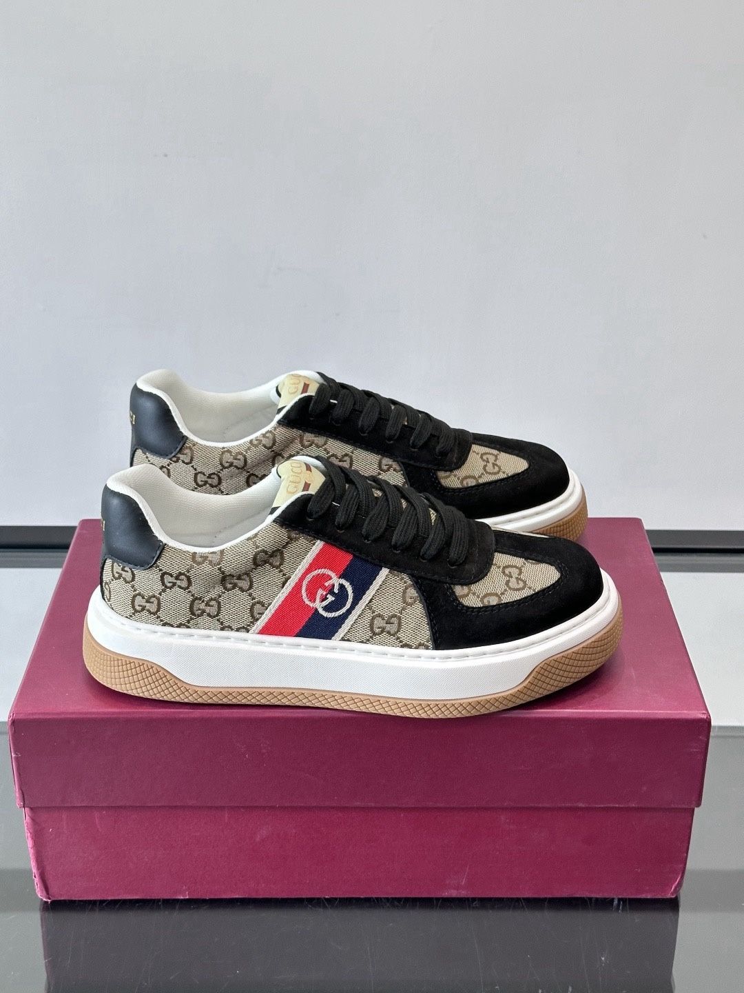 Gucci Shoes  All Sizes Are Available 