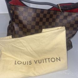 Louis Vuitton Purse