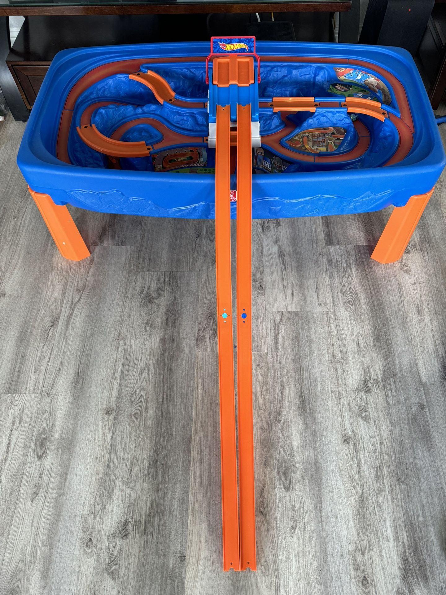 Hot Wheels Race Track Table