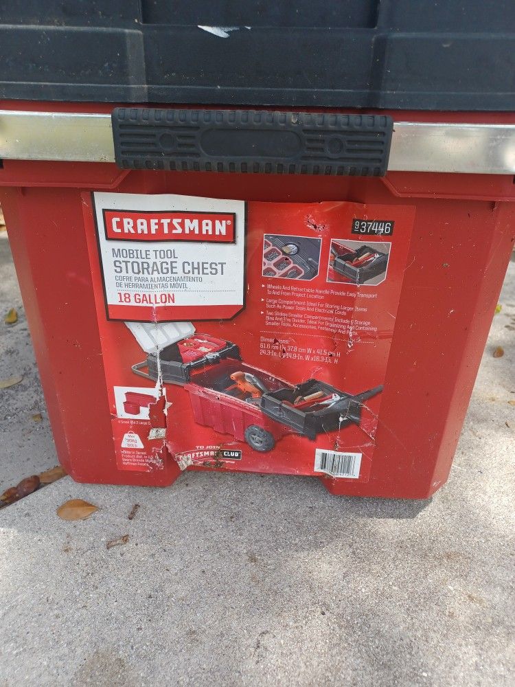 Craftsman Storage Chest Toolbox, Top Slides Open Plenty Of Space, Has Small Storage Boxes For Smaller Items, On Wheels Works Great!