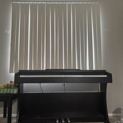 Donner Piano