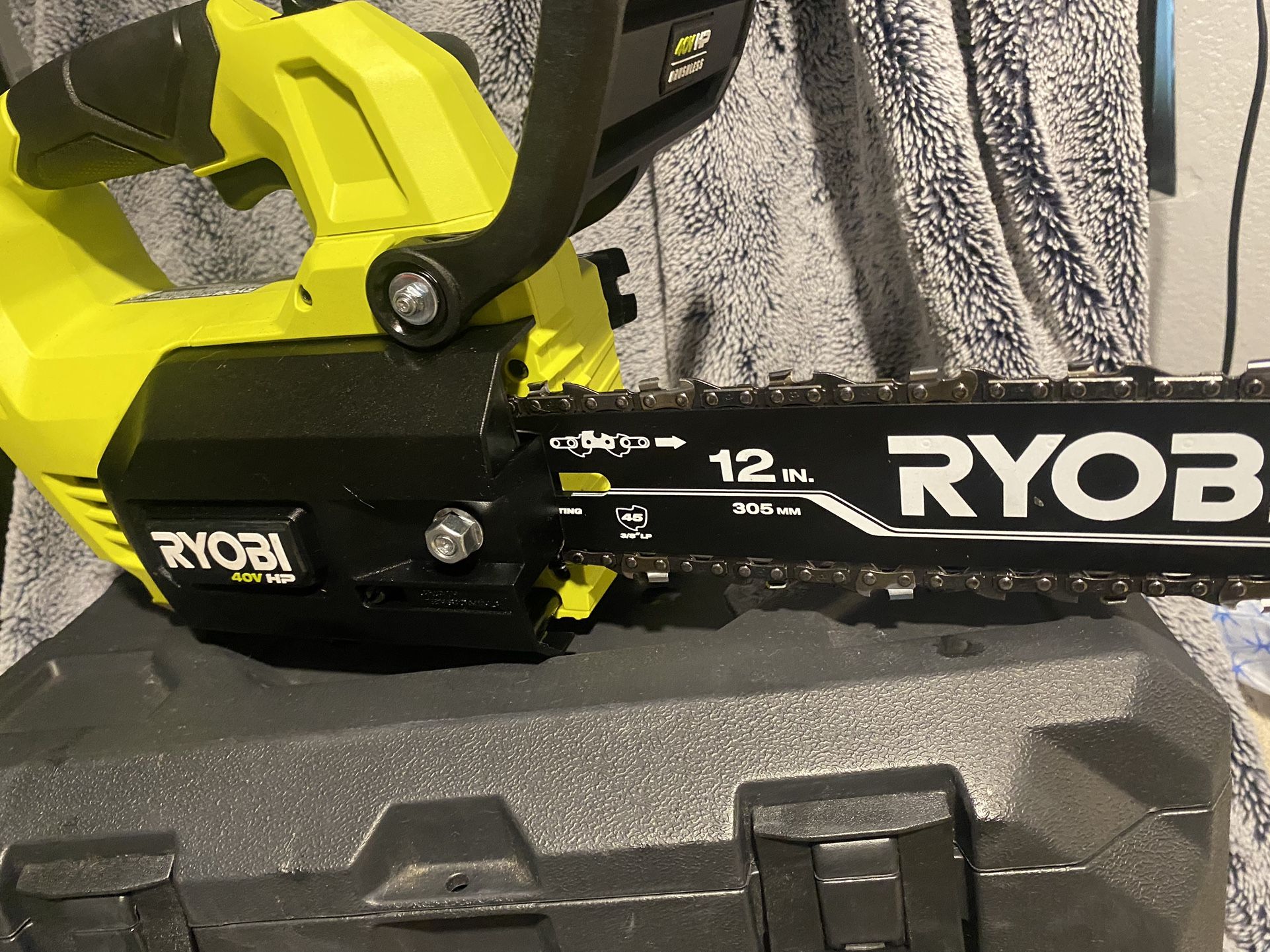 Ryobi 40v Chainsaw (Tool & Case Only) for Sale in Tucson, AZ OfferUp