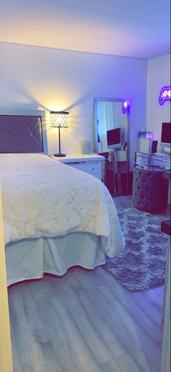 Twin Bed