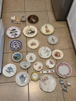 A lot of plate collection, first person that brings $5 for everything take it Costa Mesa