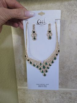 Necklace Set
