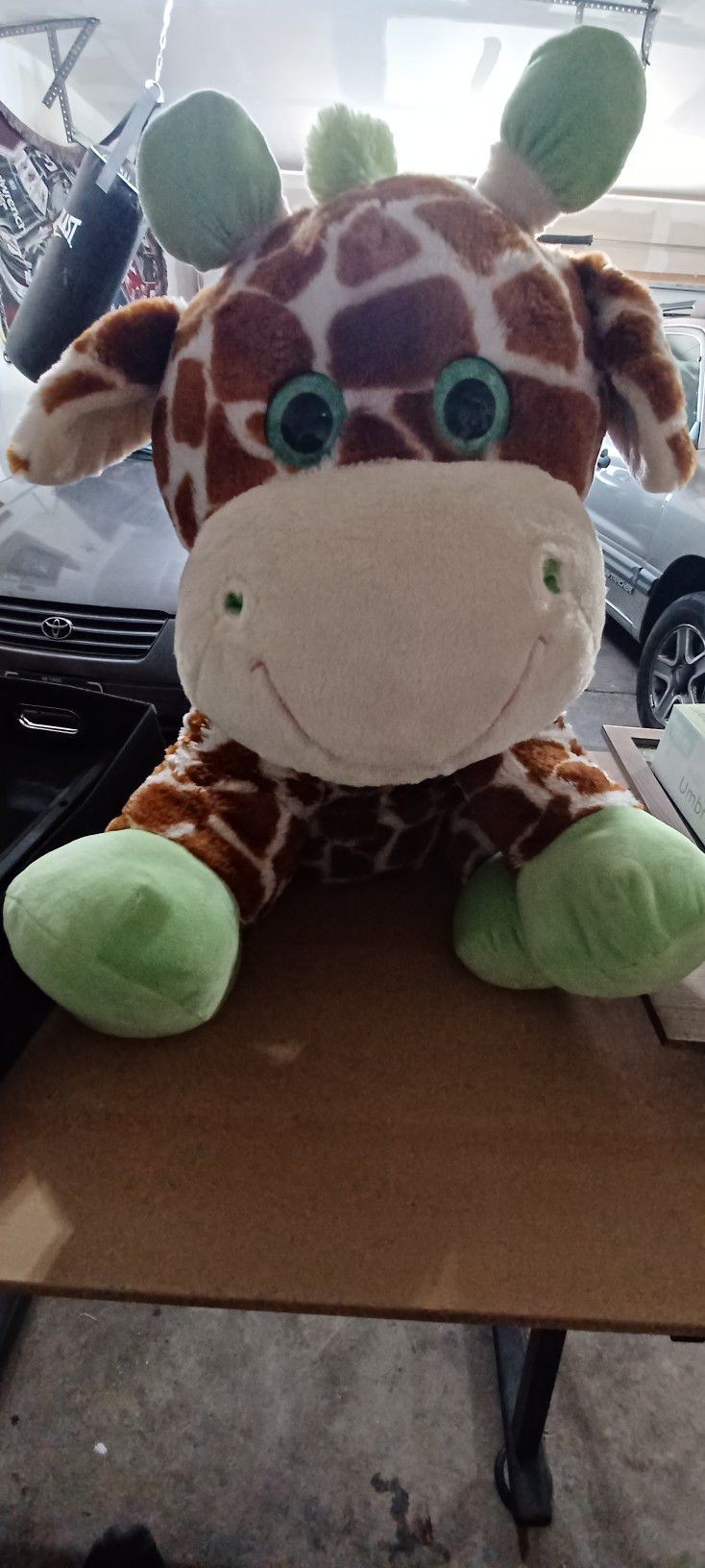 Stuffed Sparkly Eyed Giraffe 🦒 