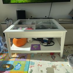 White glass mirror coffee table, 36×36 inches