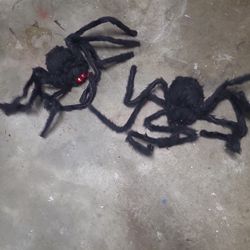 Halloween Touch Activated Crawling Spiders