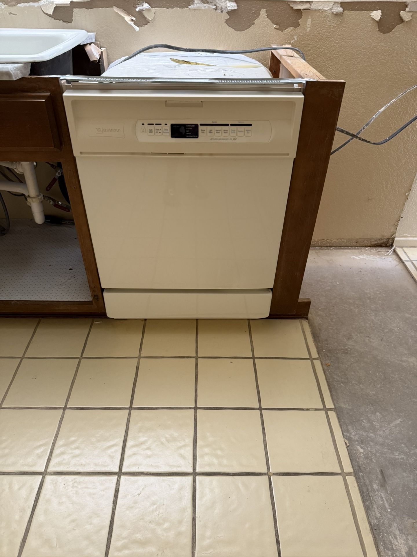 Maytag Dishwasher