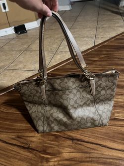Coach Signature Ava II Tote Shoulder Bag F39589
