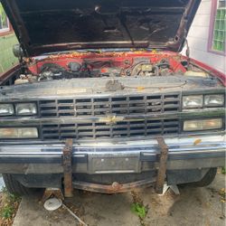 1990 blazer Second owner Good for repair or parts trade for pick up truck Ford ranger at 10
