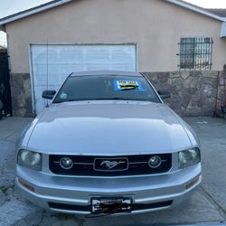 2006 Ford Mustang