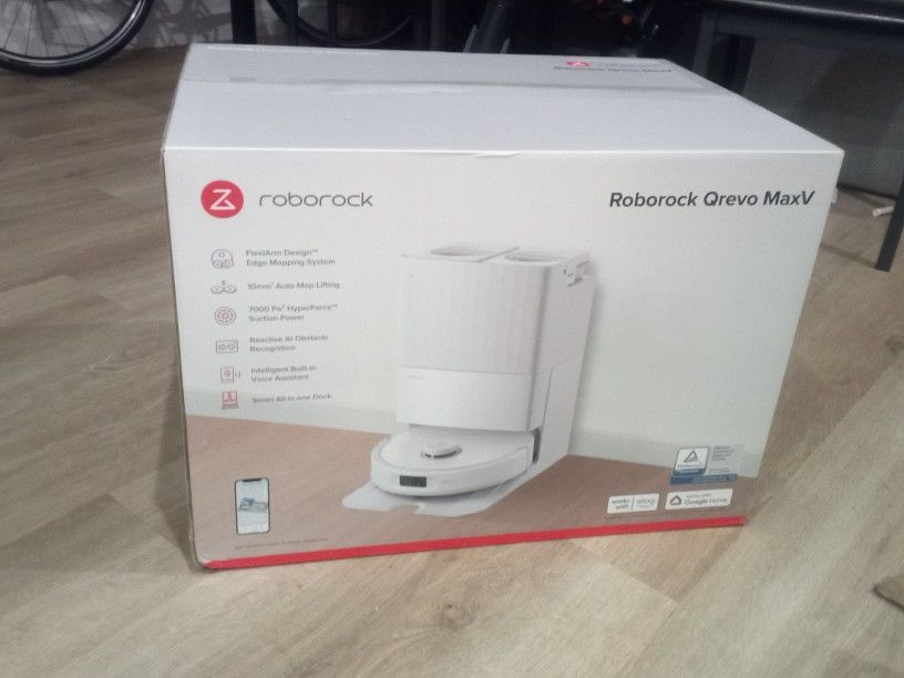 Roborock Qrevo MaxV Robot Vacuum And Mop