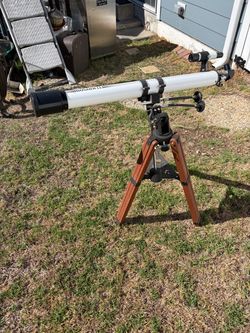 Vintage high quality Bushnell Sky Chief 3 with wood tripod