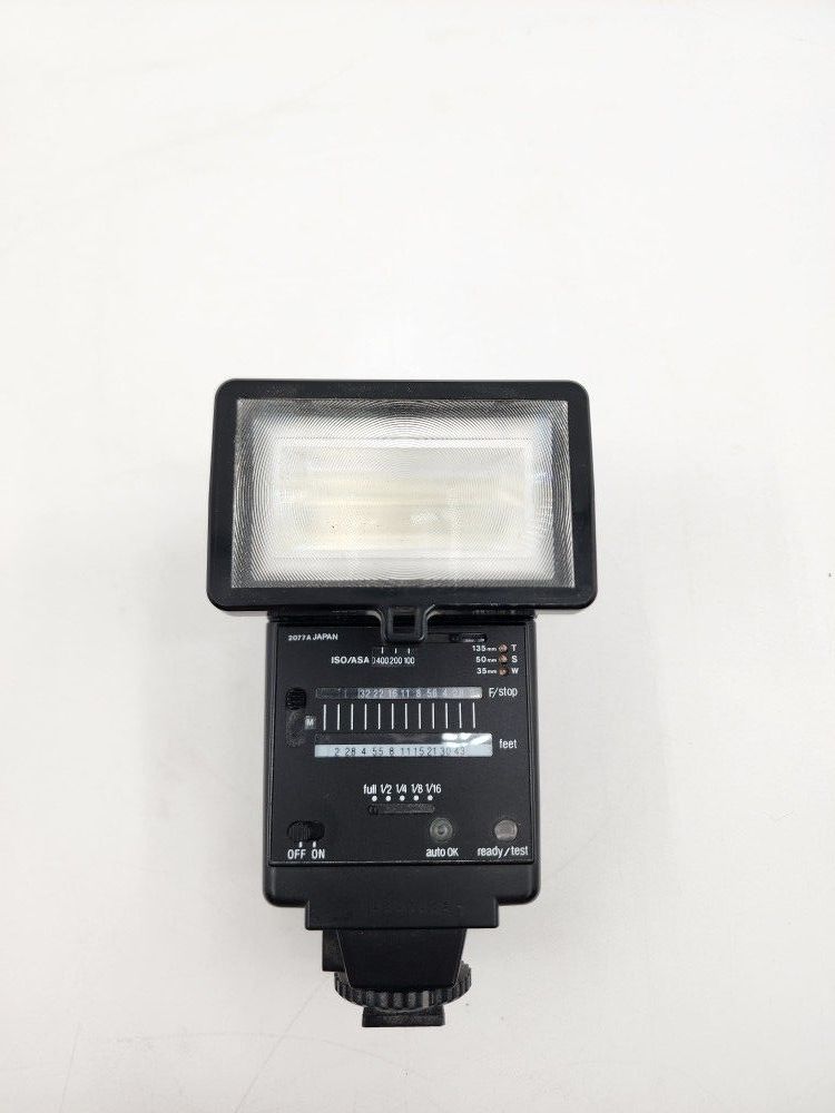 Sunpak Auto Zoom 333 Thyristor Flash