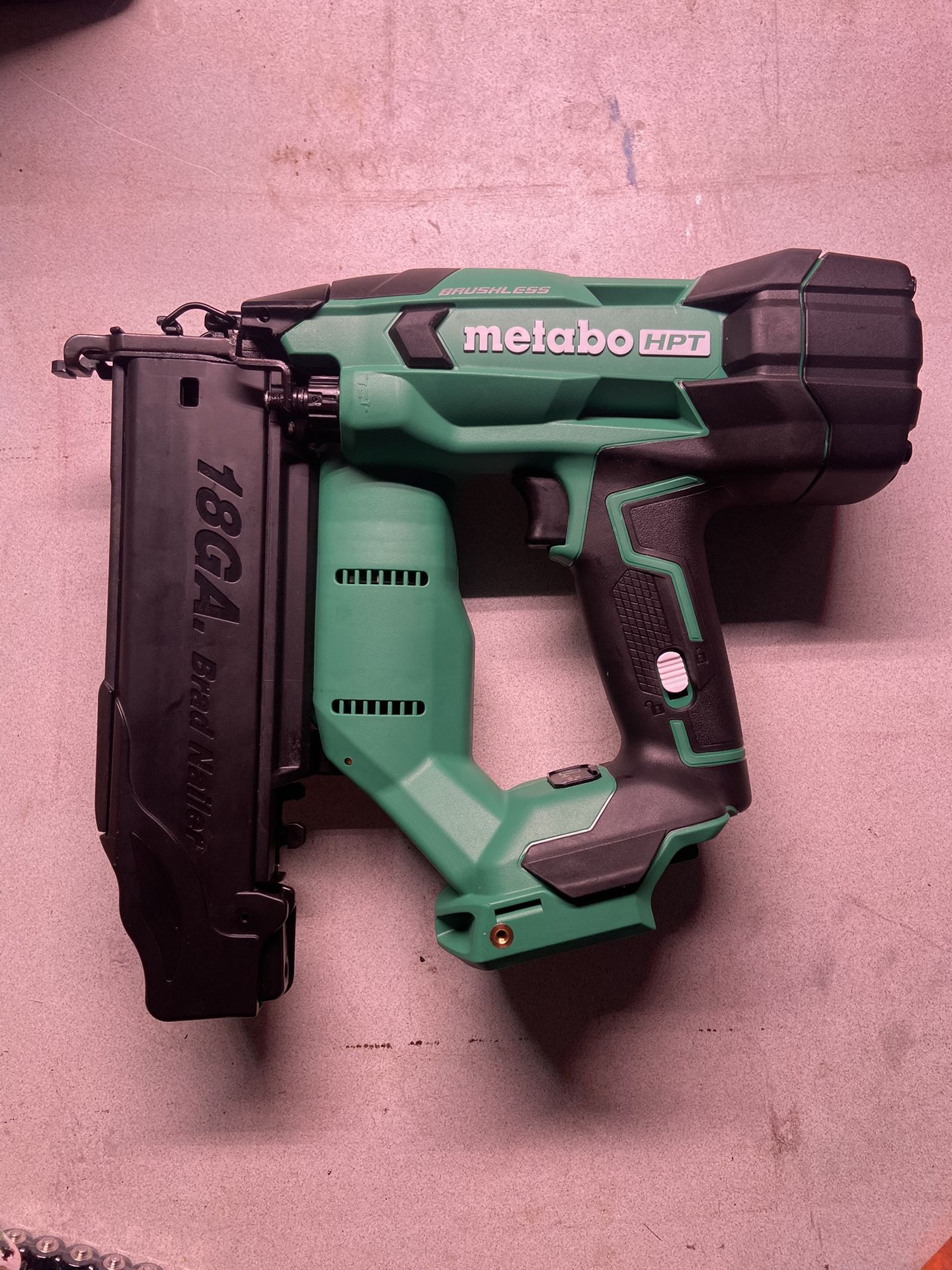 Metabo HPT Brad Nailer