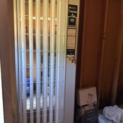 Panosol Stand up tanning bed