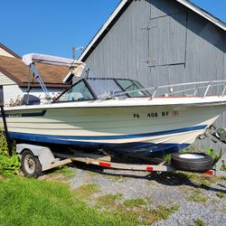 18 Ft Manatee Bowrider