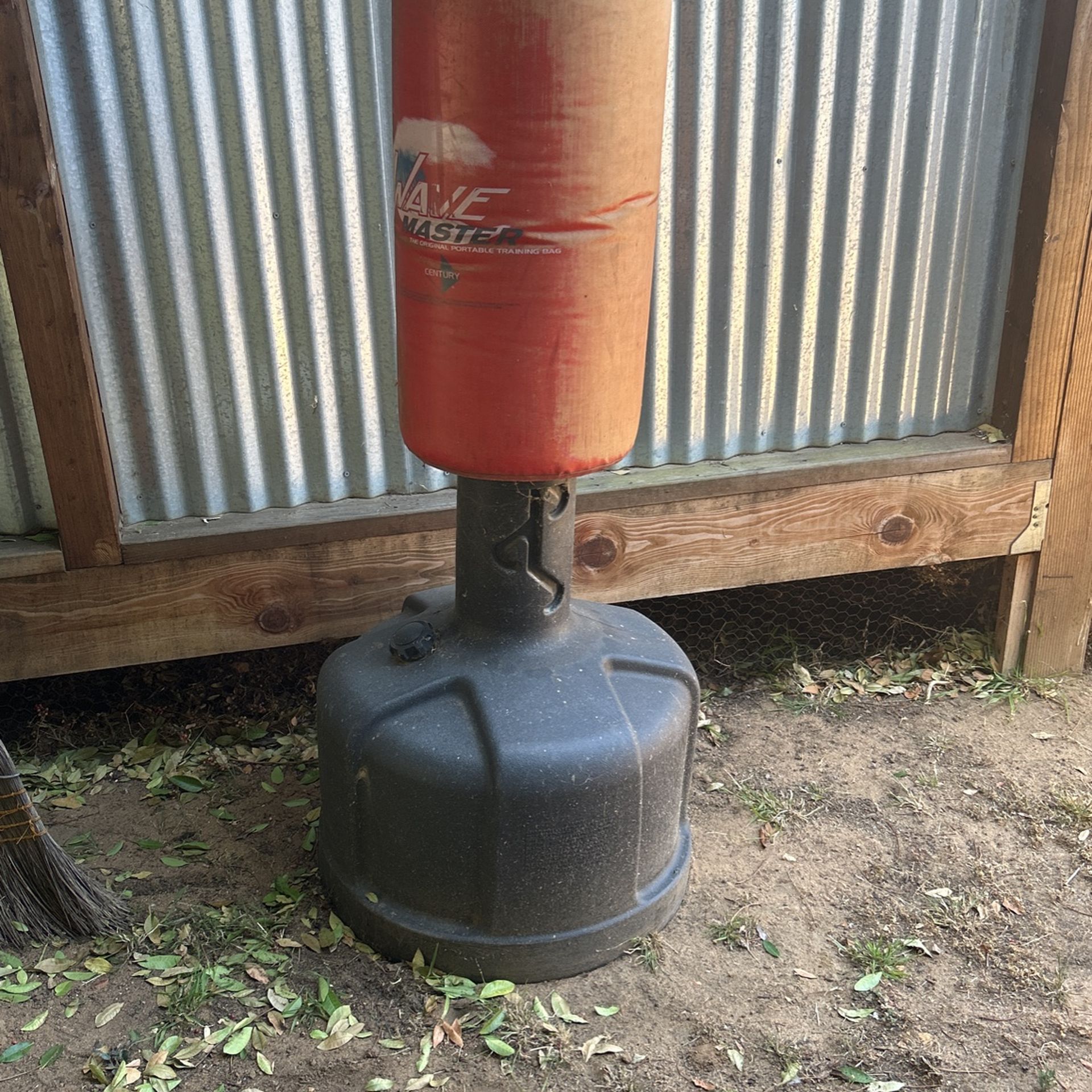 Training bag/ Kick And Punching Bag