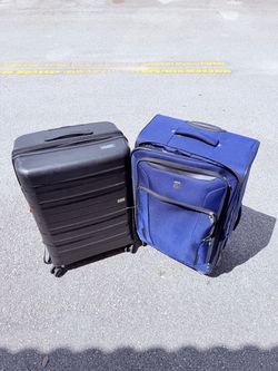 Set of 2 Large Travel Suitcases for Vacations, Trips and Luggage Storage – Pickup ASAP