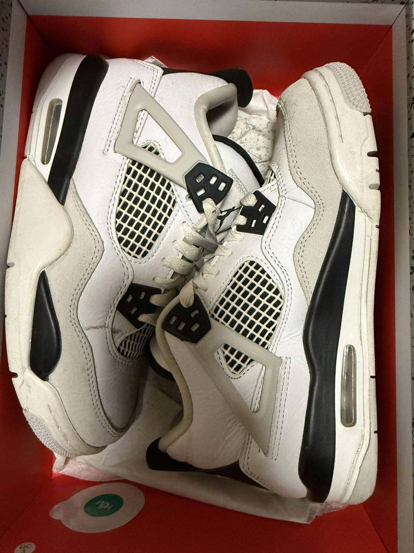Jordan 4 Retro