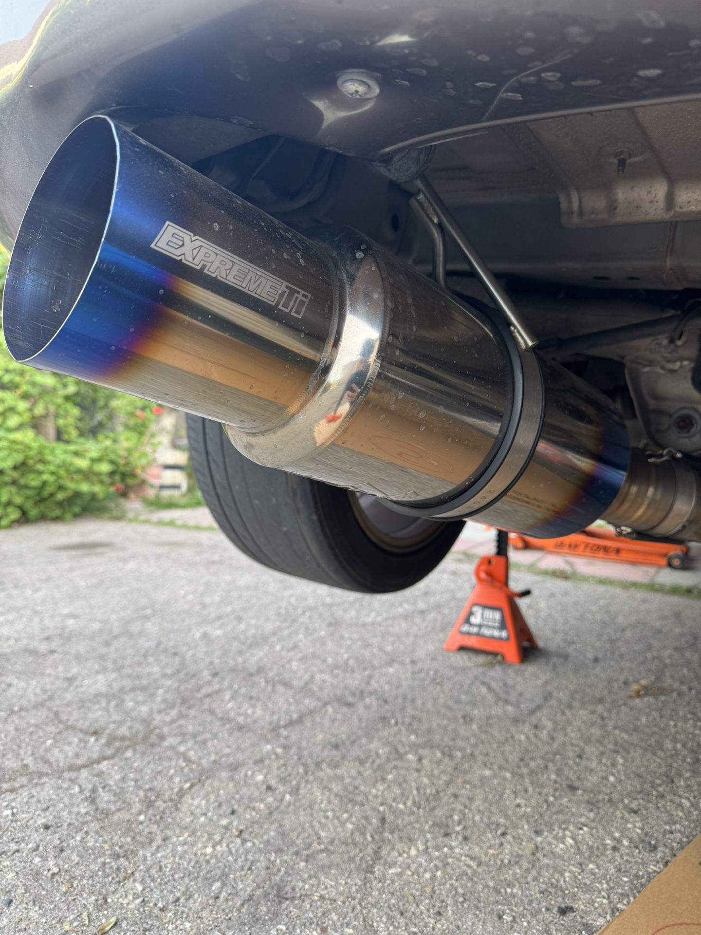 350z HR TOMEI SINGLE EXIT