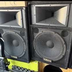 SPEAKERS YAMAHA 