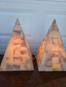 2 lights