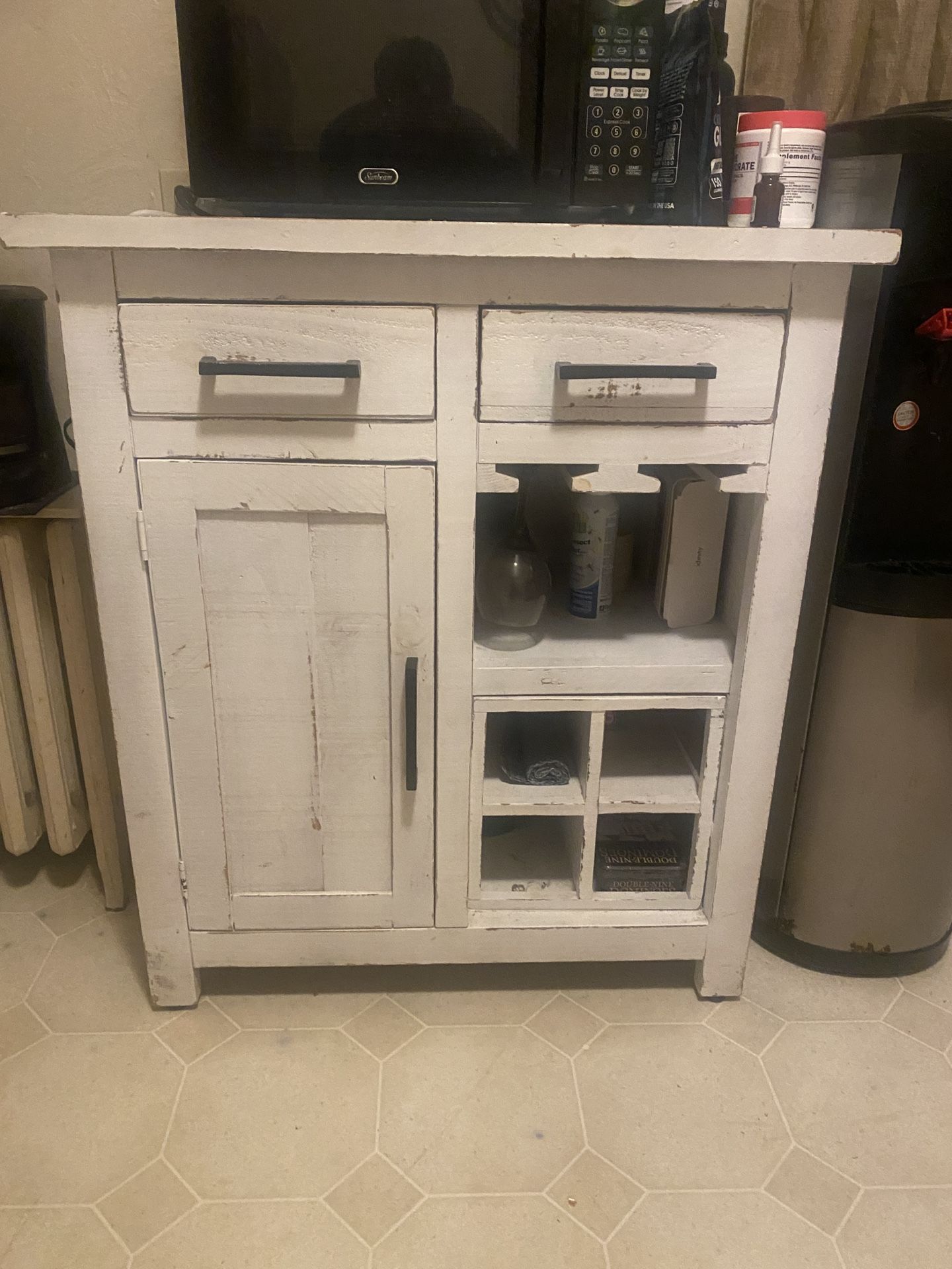 Table Kitchen