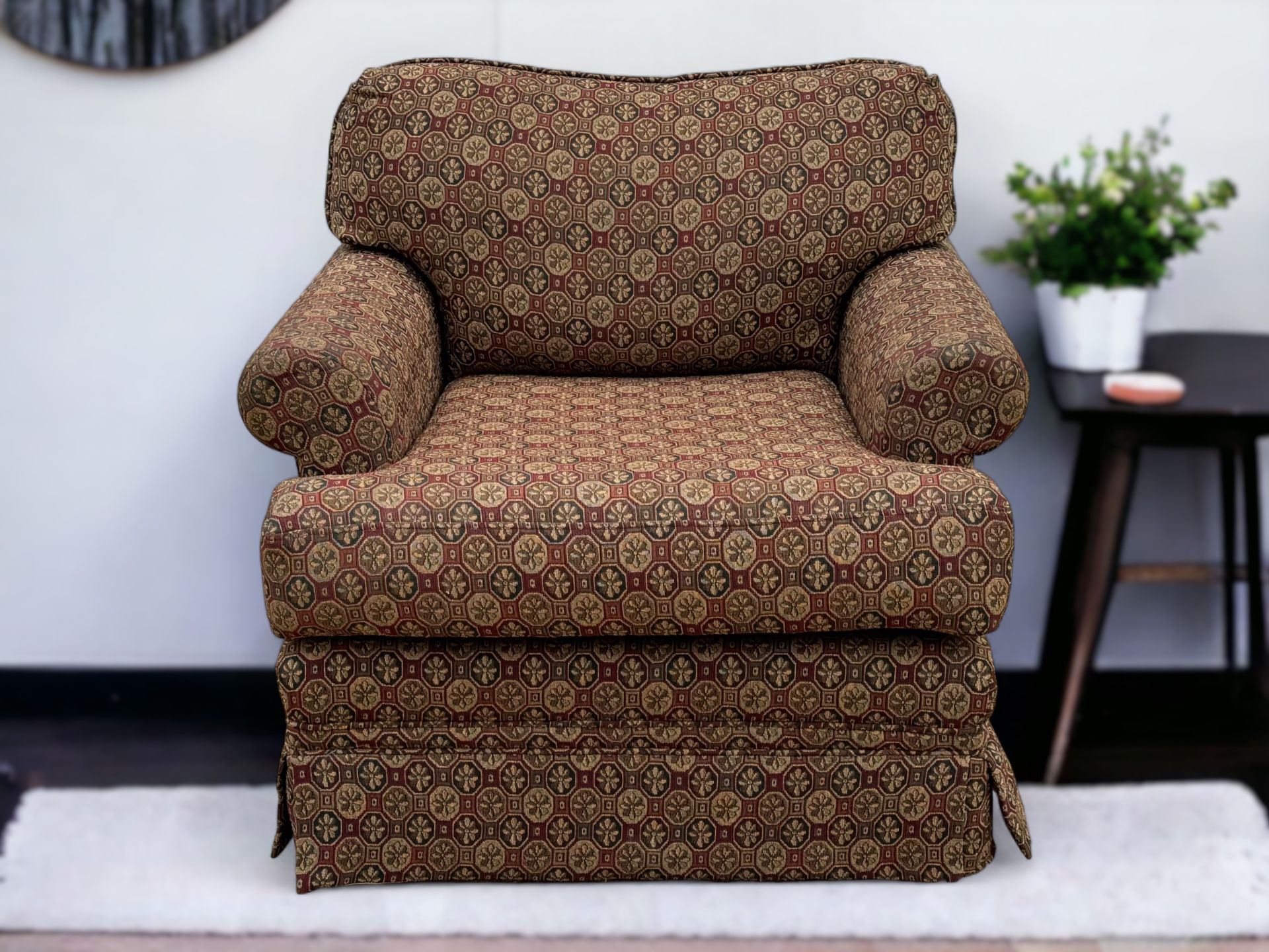 Braman Furniture Thick Fabric Club Chair w/ Sock Armrests