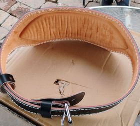 Heavy lifting belt