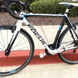 Focus Road Bike Carbon Fiber