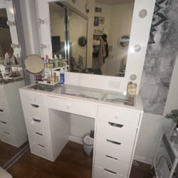 Makeup Vanity