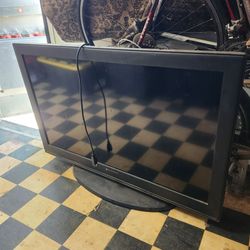 Large "Element" t.v.