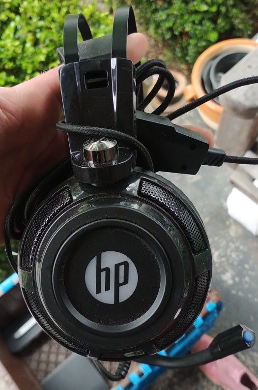 HP Wired Stereo Gaming Headset with Mic