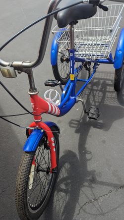 Moon cool 3 wheel very nice shape sat out but never was Road hardly at all but maybe once all original operates perfect u