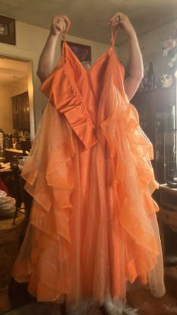 Dress (Never Worn)