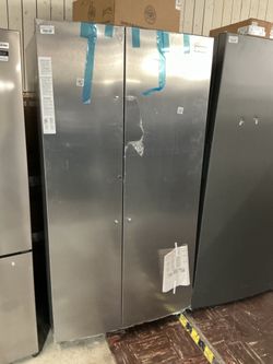 Frigidaire Gallery GRSN2620AF Side-by-Side Refrigerator (Open-Box / Scratch & Dent)