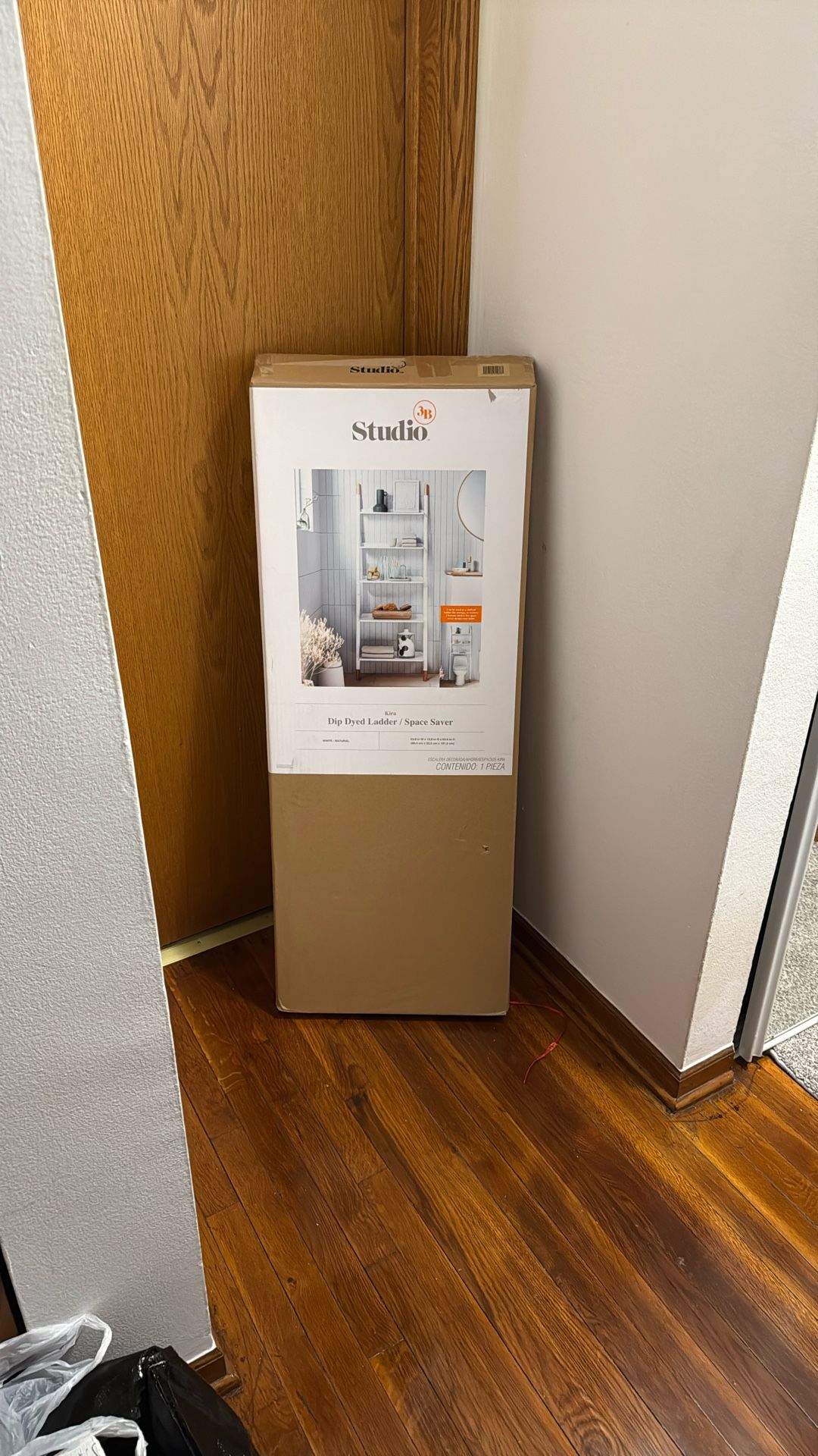 Studio Kira Dip Dyed Ladder / Space Saver