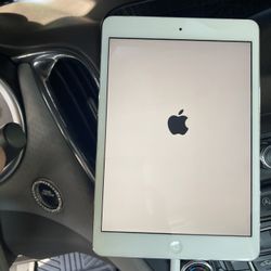 iPad First Generation 
