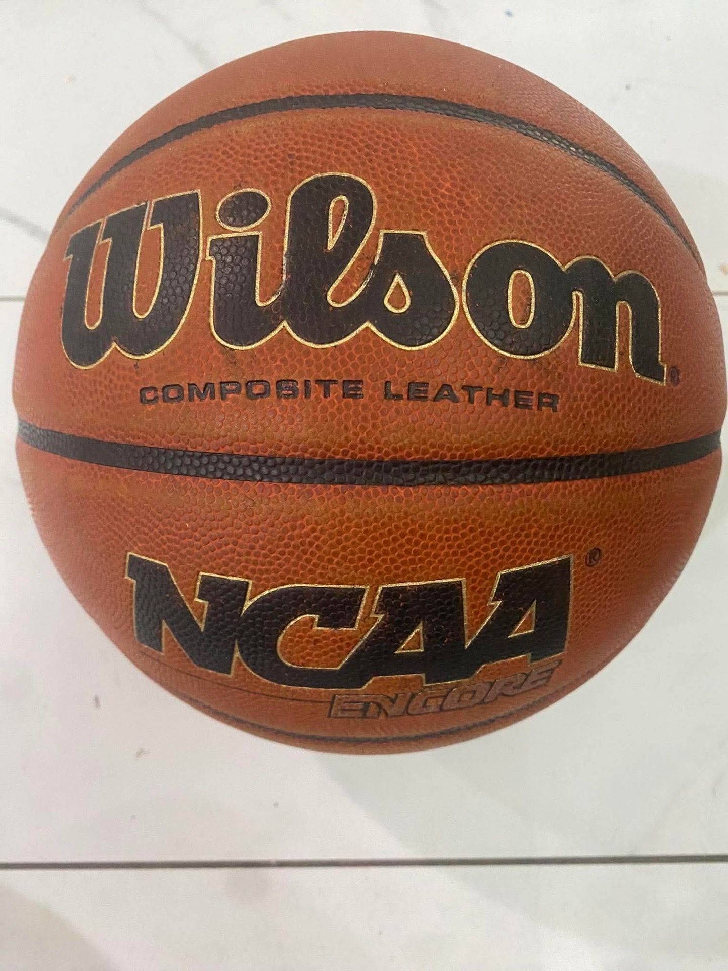 Wilson NCAA ENCORE Composite Leather BASKETBALL SIZE 7