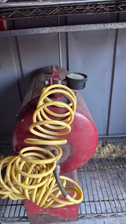 Portable air tank