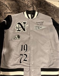 Nike Therma-FIT Varsity Jacket Gray Black White Embroidered Logo Snap Pockets M