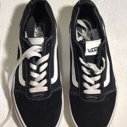 CANVAS VAN SNEAKERS SIZE 5.5 Execellet Condition 