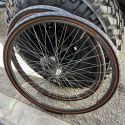 Vintage Nisi Contender 700c Clinchers