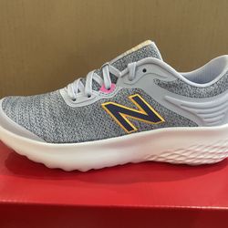 New Balance shoes Size 7