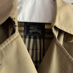 Original Burberry Trench Coat Cleaned & Like New